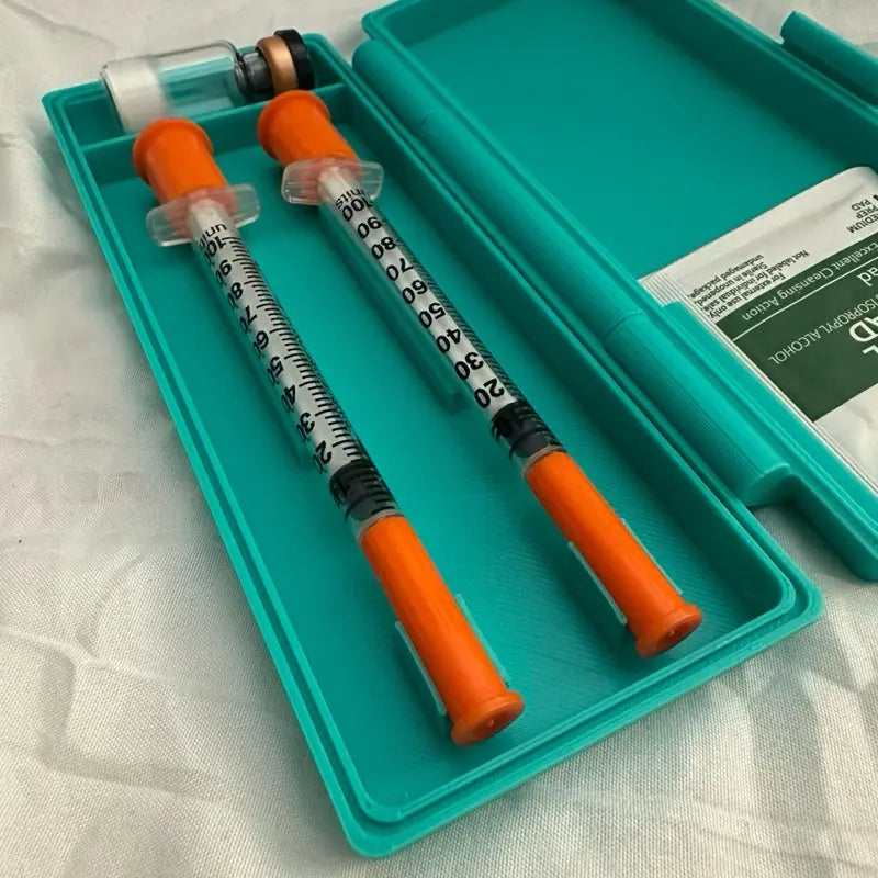 Peptide Mini Storage Case - 3ml Vial, Alcohol Wipes, and Syringes