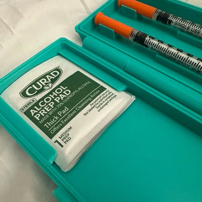 Peptide Mini Storage Case - 3ml Vial, Alcohol Wipes, and Syringes